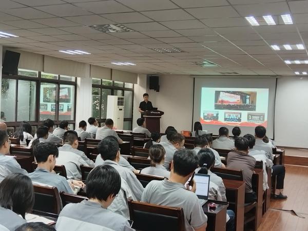 “三维” 叩问(1).jpg