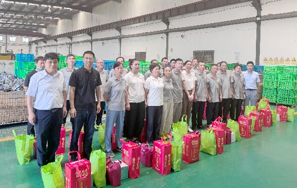 工会慰问.jpg 工会慰问.jpg